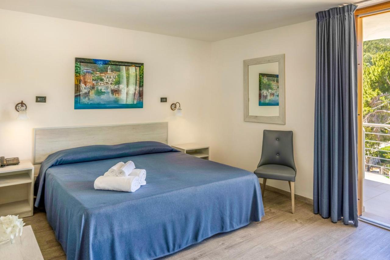 Pugnochiuso Resort Hotel Del Faro Vieste Bagian luar foto