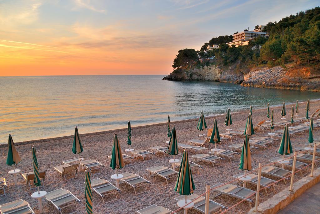 Pugnochiuso Resort Hotel Del Faro Vieste Bagian luar foto